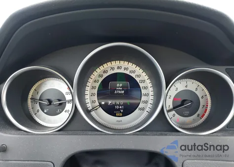 2013 Mercedes-Benz C 300 Sport 4Matic из США, поврежденный, VIN WDDGF8AB4DR257262